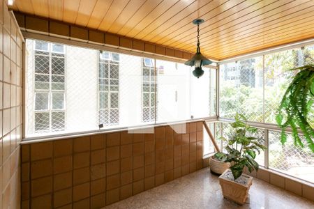 Varanda de apartamento à venda com 4 quartos, 156m² em Lourdes, Belo Horizonte