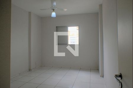 Quarto de apartamento à venda com 1 quarto, 67m² em Centro, Campinas