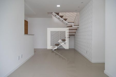 Sala de apartamento para alugar com 4 quartos, 156m² em Recreio dos Bandeirantes, Rio de Janeiro