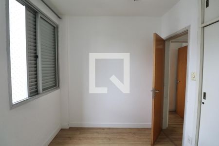 Quarto de apartamento para alugar com 3 quartos, 65m² em Centro, Guarujá