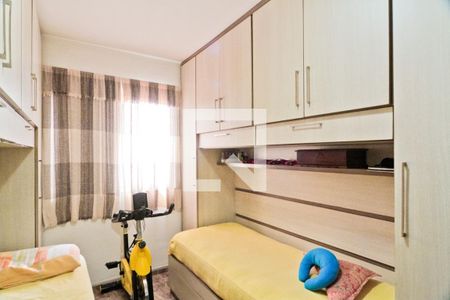 Quarto 1 de apartamento para alugar com 2 quartos, 64m² em Vila Iório, São Paulo