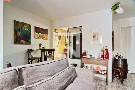 Sala de apartamento para alugar com 2 quartos, 64m² em Vila Iório, São Paulo