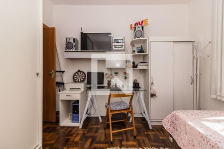 Dormitório de apartamento à venda com 2 quartos, 58m² em Cristal, Porto Alegre