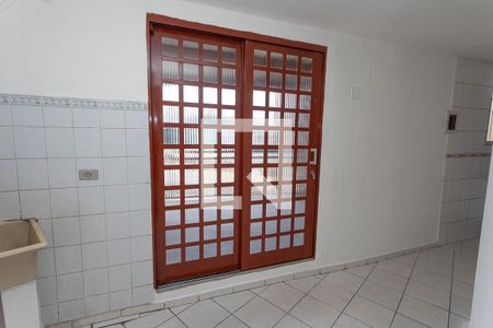 Entrada  de kitnet/studio para alugar com 1 quarto, 40m² em Canhema, Diadema