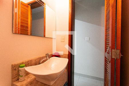 Lavabo de casa à venda com 3 quartos, 180m² em Vila Carrão, São Paulo