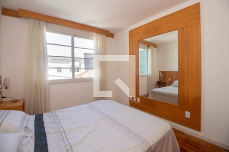 Quarto 1 de apartamento à venda com 2 quartos, 69m² em Higienópolis, Porto Alegre