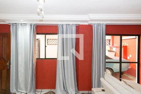 Sala de Estar de casa à venda com 3 quartos, 450m² em Vila Nogueira, Diadema
