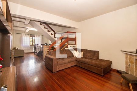 Sala de casa à venda com 3 quartos, 280m² em Cascata, Porto Alegre