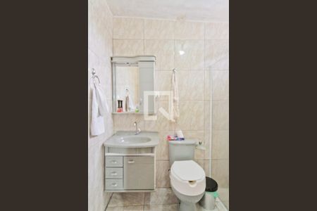 Banheiro de casa à venda com 1 quarto, 168m² em Vila Mangalot, São Paulo