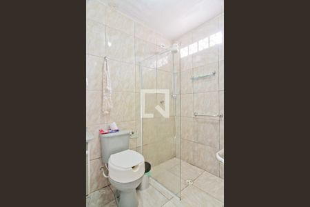 Banheiro de casa à venda com 1 quarto, 168m² em Vila Mangalot, São Paulo