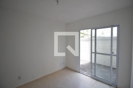 Quarto 2 de apartamento para alugar com 2 quartos, 69m² em Vila Lage, São Gonçalo