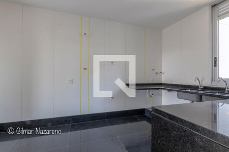 Apartamento à venda com 190m², 4 quartos e 4 vagas