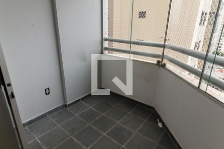 Varanda da Sala  de apartamento para alugar com 2 quartos, 50m² em Vila Bertioga, São Paulo