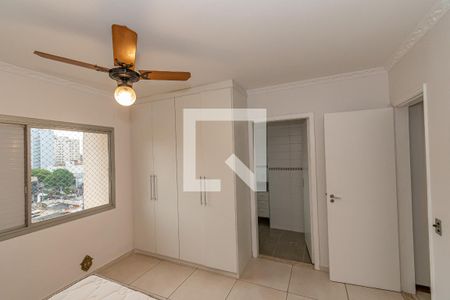 Suite  de apartamento para alugar com 3 quartos, 120m² em Centro, Campinas