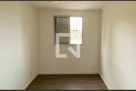 Quarto 1 de apartamento para alugar com 2 quartos, 55m² em Vila Silvia, São Paulo