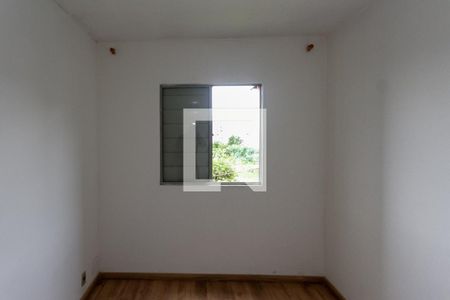 Quarto de apartamento para alugar com 2 quartos, 48m² em Jardim Santa Teresinha, São Paulo