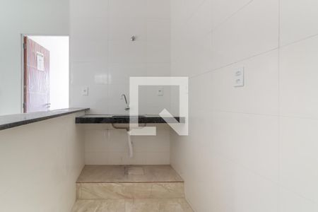 Cozinha de apartamento para alugar com 2 quartos, 60m² em Jardim Vitoria, Belo Horizonte