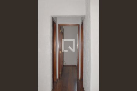 Corredor de apartamento à venda com 2 quartos, 66m² em Vila Constança, São Paulo