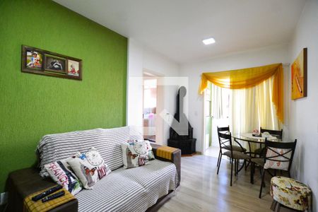 Sala de apartamento à venda com 2 quartos, 62m² em Nonoai, Porto Alegre