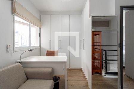 Hall Suíte de apartamento para alugar com 1 quarto, 80m² em Itaim Bibi, São Paulo