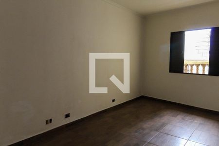 Quarto 2 de casa à venda com 3 quartos, 250m² em Vila Bertioga, São Paulo