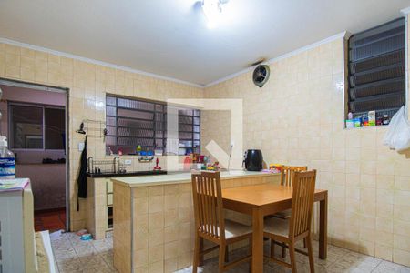 Casa à venda com 125m², 3 quartos e 2 vagas Casa à venda com 125m², 3 quartos e 2 vagasCozinha