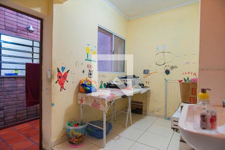 Casa à venda com 125m², 3 quartos e 2 vagas Casa à venda com 125m², 3 quartos e 2 vagasÁrea de Serviço