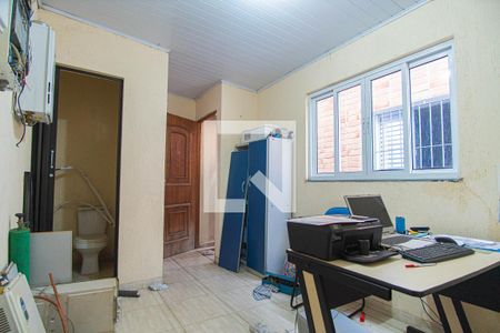 Casa à venda com 125m², 3 quartos e 2 vagas Casa à venda com 125m², 3 quartos e 2 vagasEscritório