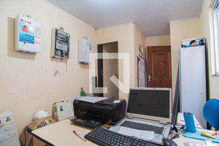 Casa à venda com 125m², 3 quartos e 2 vagas Casa à venda com 125m², 3 quartos e 2 vagasEscritório