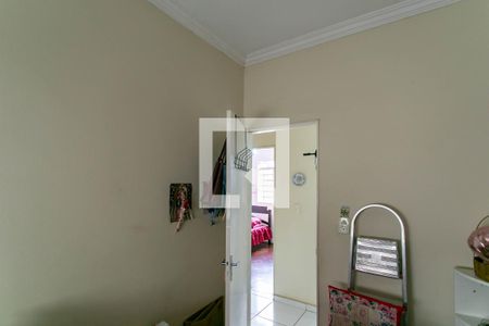 Quarto 1 de apartamento para alugar com 3 quartos, 80m² em Serrano, Belo Horizonte