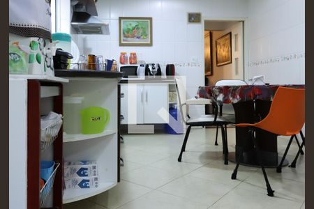 Cozinha de casa à venda com 3 quartos, 230m² em Jardim Peri, São Paulo