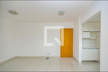 Sala de apartamento para alugar com 3 quartos, 75m² em Prado, Belo Horizonte