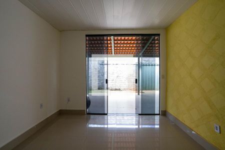 Sala de casa para alugar com 2 quartos, 95m² em Alphaville Residencial, Goiânia