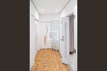Corredor Quartos de casa à venda com 3 quartos, 180m² em Vila Gertrudes, São Paulo