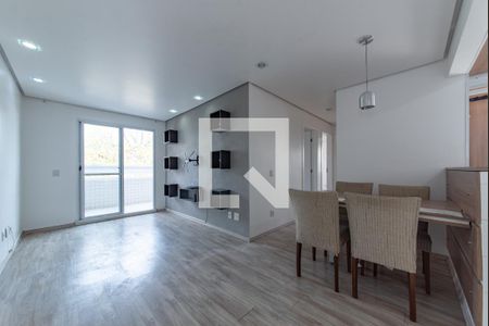 Sala de apartamento à venda com 3 quartos, 76m² em Vila Gumercindo, São Paulo