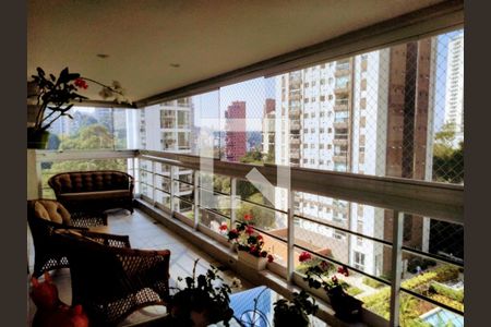 Apartamento à venda com 4 quartos, 201m² em Jardim Fonte do Morumbi, São Paulo