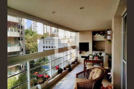 Apartamento à venda com 4 quartos, 201m² em Jardim Fonte do Morumbi, São Paulo