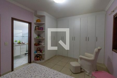 Casa de condomínio à venda com 1200m², 4 quartos e 5 vagas Casa de condomínio à venda com 1200m², 4 quartos e 5 vagas Suíte 2