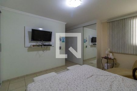 Casa de condomínio à venda com 1200m², 4 quartos e 5 vagas Casa de condomínio à venda com 1200m², 4 quartos e 5 vagasSuíte 1