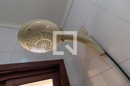 Casa de condomínio à venda com 1200m², 4 quartos e 5 vagas Casa de condomínio à venda com 1200m², 4 quartos e 5 vagasBanheiro