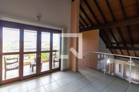 Casa de condomínio à venda com 1200m², 4 quartos e 5 vagas Casa de condomínio à venda com 1200m², 4 quartos e 5 vagasSala 2