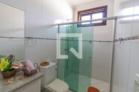 Casa de condomínio à venda com 1200m², 4 quartos e 5 vagas Casa de condomínio à venda com 1200m², 4 quartos e 5 vagasBanheiro da Suíte 2