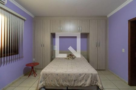 Casa de condomínio à venda com 1200m², 4 quartos e 5 vagas Casa de condomínio à venda com 1200m², 4 quartos e 5 vagasSuíte 3