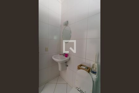 Casa de condomínio à venda com 1200m², 4 quartos e 5 vagas Casa de condomínio à venda com 1200m², 4 quartos e 5 vagasBanheiro