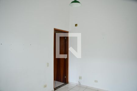 Sala de apartamento para alugar com 1 quarto, 70m² em Rio Cotia, Cotia