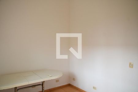 Quarto de apartamento para alugar com 1 quarto, 70m² em Rio Cotia, Cotia