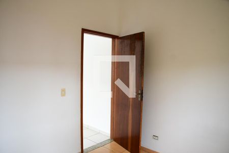 Quarto de apartamento para alugar com 1 quarto, 70m² em Rio Cotia, Cotia