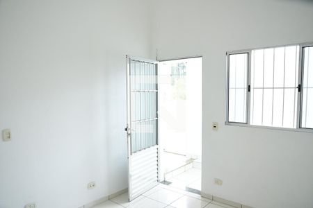 Sala de apartamento para alugar com 1 quarto, 70m² em Rio Cotia, Cotia