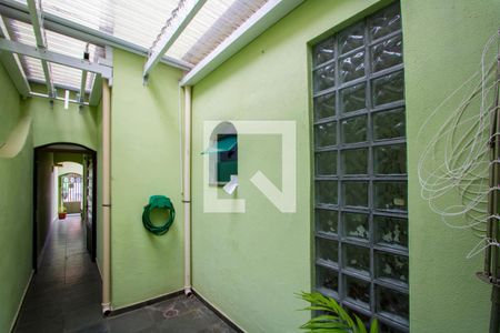 Casa à venda com 200m², 5 quartos e 1 vaga Casa à venda com 200m², 5 quartos e 1 vagaCasa 1 - Corredor externo