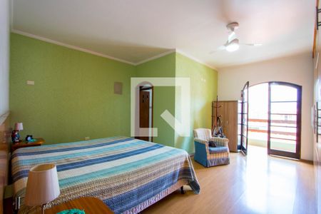 Casa 1 - Quarto 1 - Suíte de casa à venda com 5 quartos, 200m² em Vila Progresso, Santo André